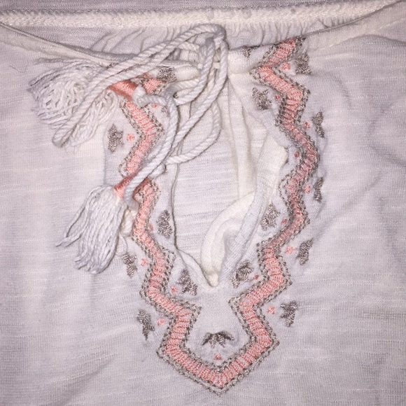 SOLD American Eagle Boho Top - Picture 4 of 6